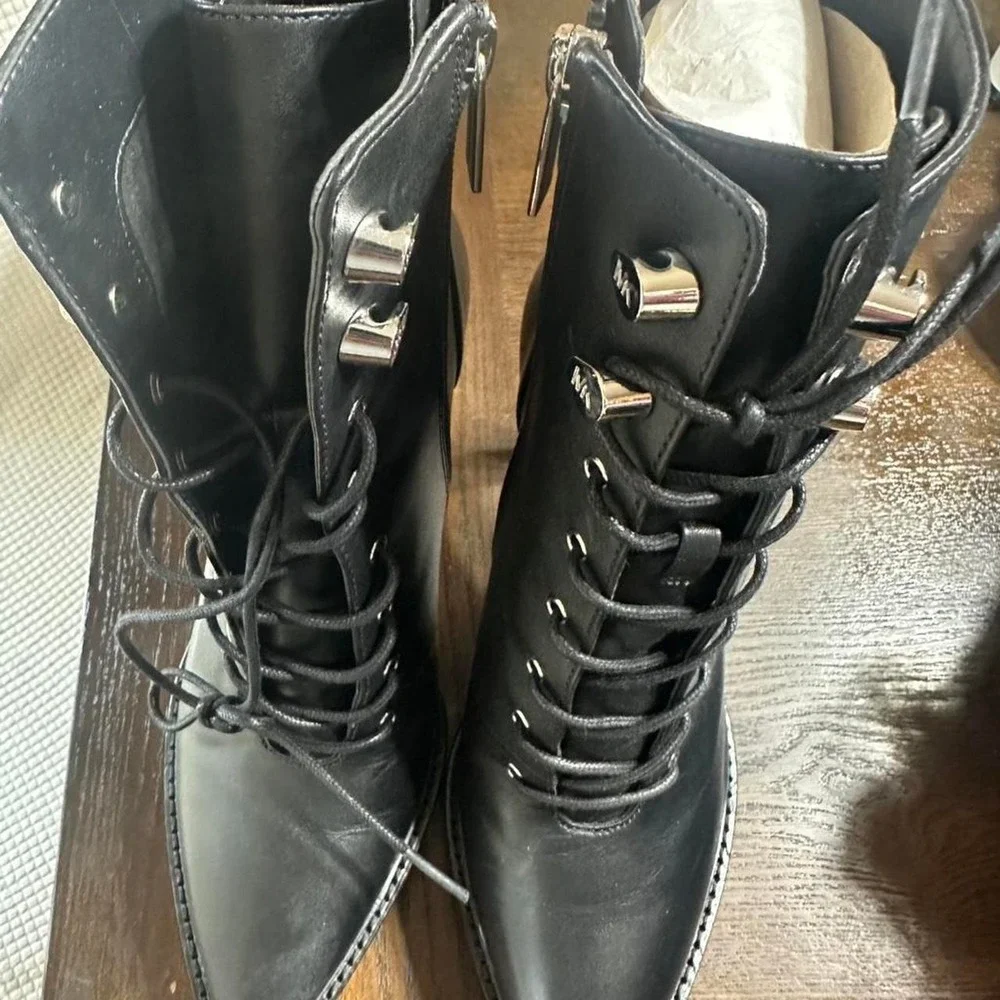 MICHAEL KORS Black Leather Ankle Bootie Women Lace Up Zip‎ Metal Hardware